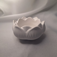 Galanteria gipsowa – Szkatułka / Świecznik Lotos – akcandle