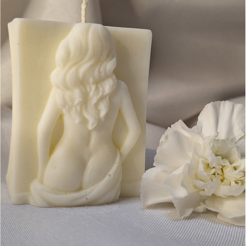 Świeca sojowa Świeca wolnostojąca – Woman IV – akcandle