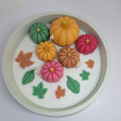 Świeca Sojowa w gipsowej formie – Dynie w Misie – akcandle