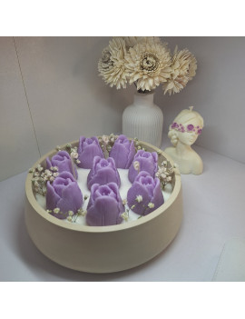 Świeca Sojowa w gipsowej formie – Tulipany w Misie – akcandle