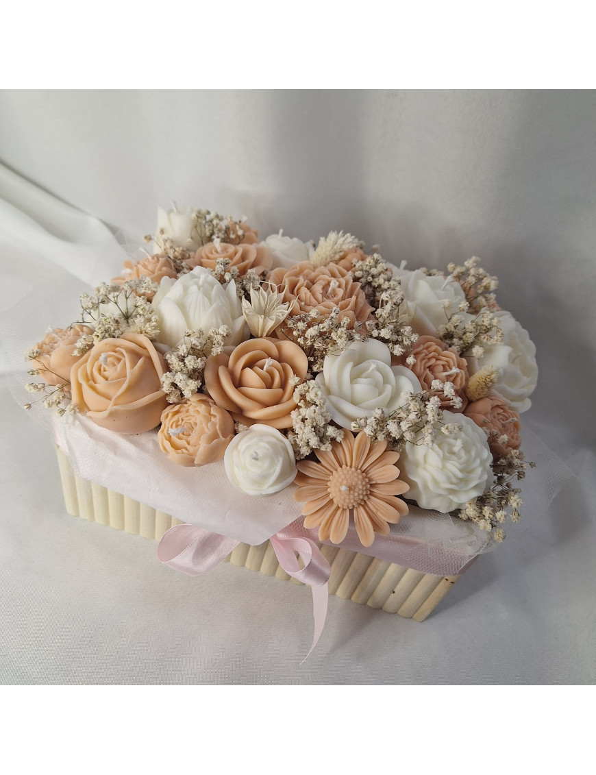 Świeca Sojowa typu Flower Box – Flower Box w Drewnianej Skrzynce – akcandle