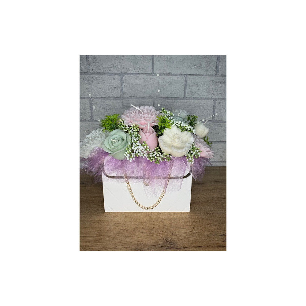 Świeca Sojowa typu Flowerbox – Bukiet w torebce – akcandle