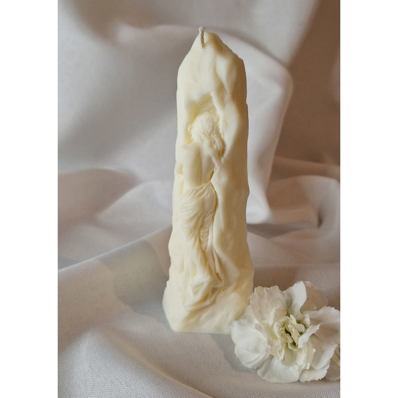 Świeca Sojowa Wolnostojąca – Kobieta w skale – akcandle