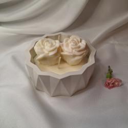 Świeca Sojowa w gipsowej formie – Róże w Gipsie – akcandle