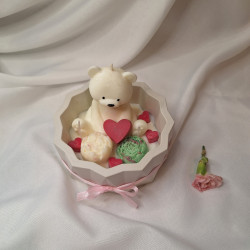 Świeca Sojowa w gipsowej formie – Miś w Gipsie – akcandle