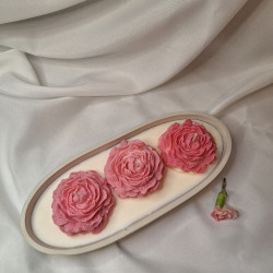 Świeca Sojowa w gipsowej formie – Piwonie w Gipsowej Łódce – akcandle