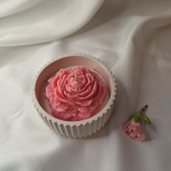 Świeca Sojowa w gipsowej formie – Piwonia w Gipsie IV – akcandle