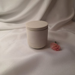 Świeca Sojowa w gipsowej formie – Stokrotka w Gipsie VII – akcandle