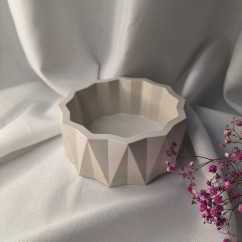 Galanteria gipsowa – Doniczka Wielokątowa – akcandle