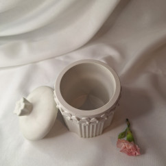 Galanteria gipsowa – Szkatułka I – akcandle