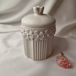 Galanteria gipsowa – Szkatułka I – akcandle