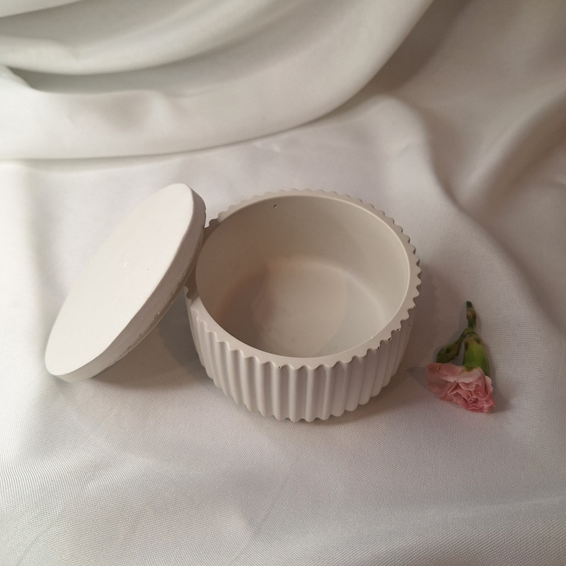 Galanteria gipsowa – Szkatułka II – akcandle