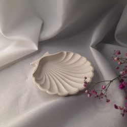Galanteria gipsowa – Podstawka Muszelka – akcandle