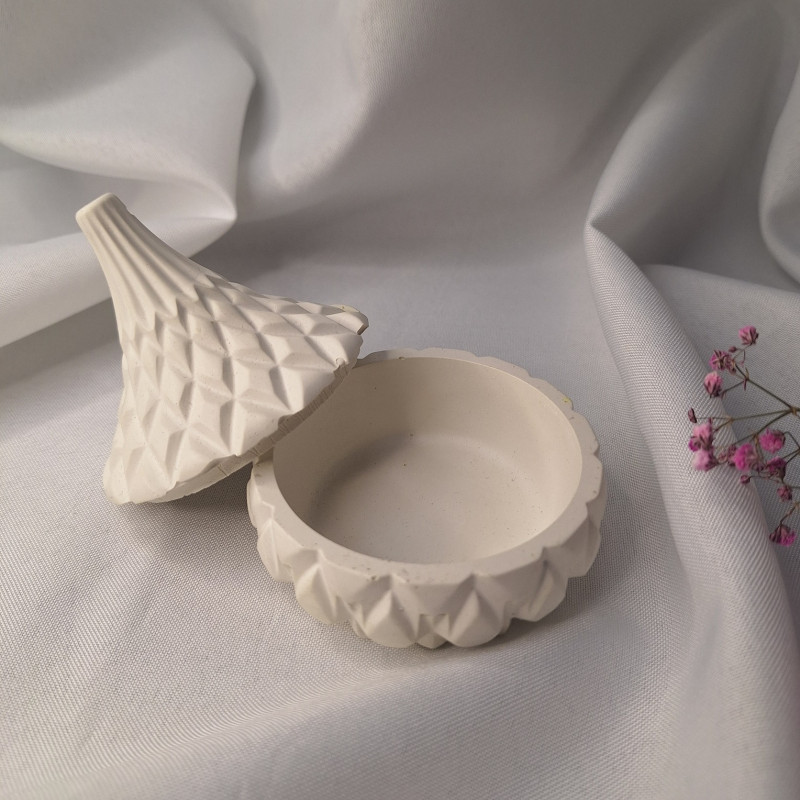 Galanteria gipsowa – Szkatułka V – akcandle