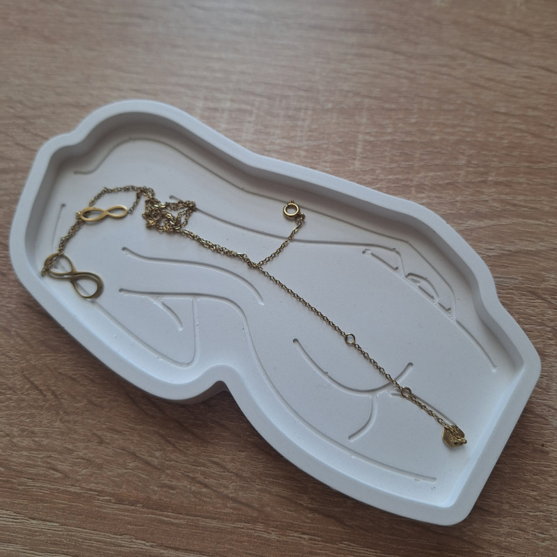 Galanteria gipsowa – Podstawka Kobieta III – akcandle